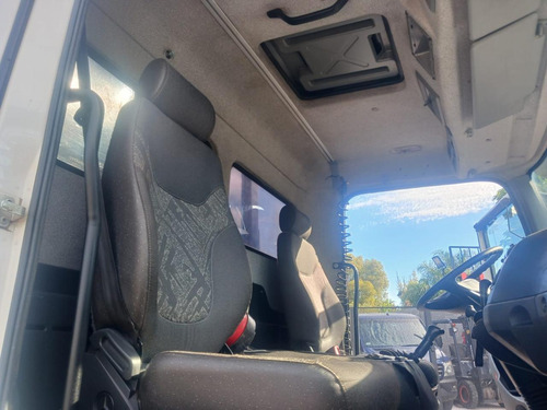 Mercedes-benz Atego 1418 2015