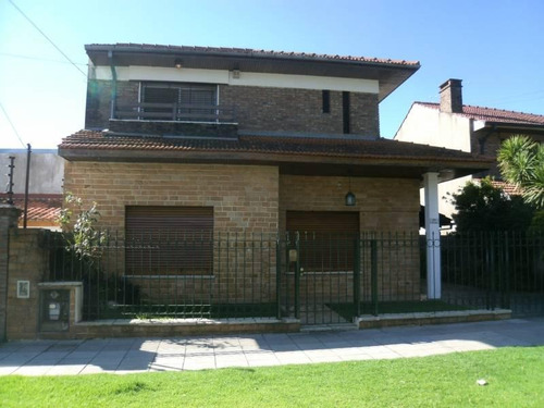 Imagen 1 de 9 de Casa - San Isidro Retasada!!
