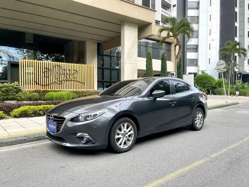 Mazda 3 2.0 Prime