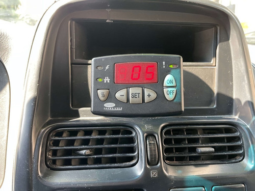Imagen 15 de 15 de Nissan Np300 Diesel 4wd Caja Refrigerada 2011 Crédito