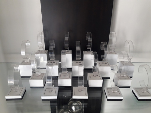 Imagen 1 de 9 de Porta Relojes Exhibidores Para Relojes