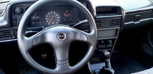 Chevrolet Kadett Gl 1.8 Efi