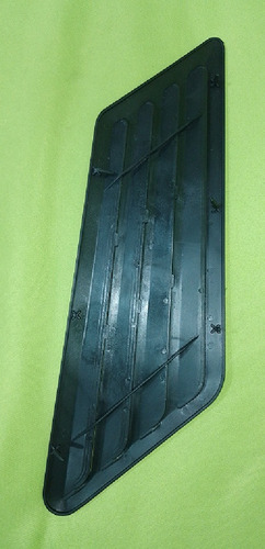 Rejilla Lateral Trasera Chevrolet Chevette 82-83-84-85-86