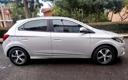 Chevrolet Onix 1.4 Ltz 5 p