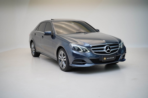 Mercedes-Benz Classe E 2.0 Avantgarde Turbo 4p