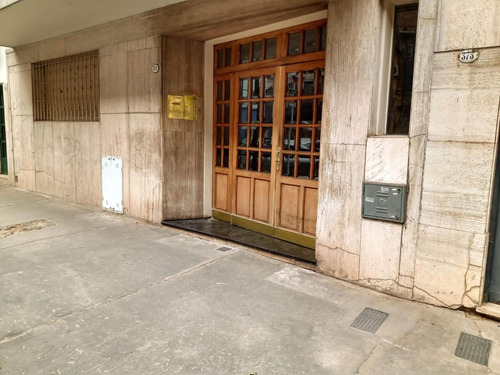 Imagen 2 de 30 de Amplio 4 Ambientes Al Frente Con Balcon Corrido Apto Credito
