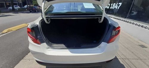 Imagen 13 de 15 de Dodge Neon 2017 1.4 Se Mt
