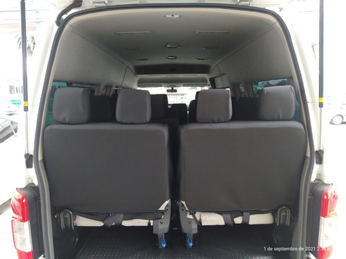 Imagen 9 de 9 de Nissan Urvan 2018