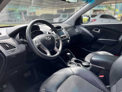Imagem 9 de 10 de Hyundai Ix35 2.0 Mpfi Gls Gas. Aut 2014