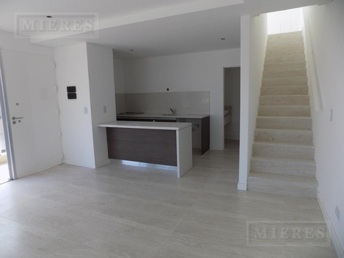 Departamento 4 Ambientes - Edificio Las Piedras - Los Castaños. Consulte Por Financiacion