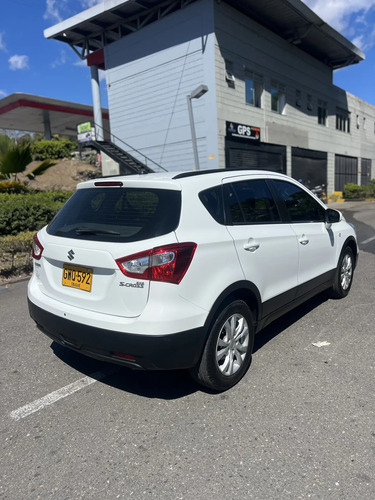Suzuki S-Cross 1.6 Mt