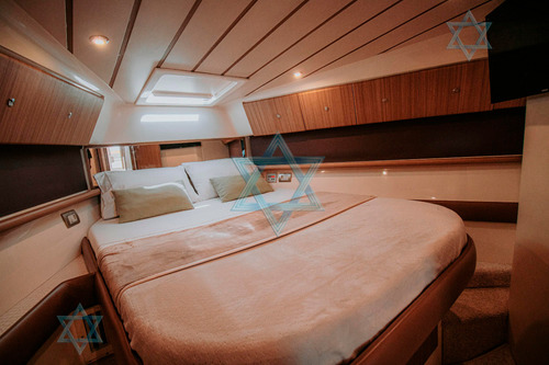 Lancha Ferretti 43 Barco Iate N Intermarine Triton Schaefer