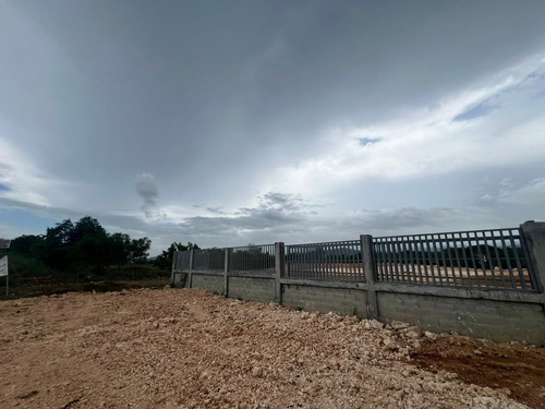 Venta De Solar En La Circulavacion Norte | Ideal Para Construcción | Precio De Oportunidad