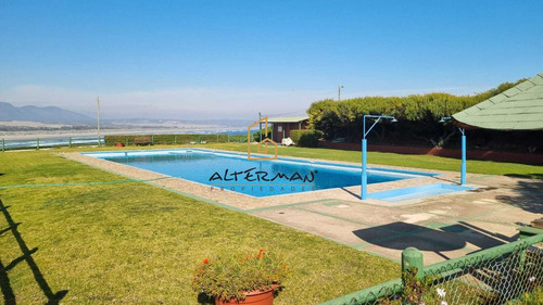 Casa En Condominio En Ritoque, Excelente Estado Y Ubicacion