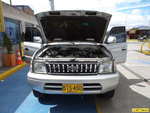 Imagen 12 de 25 de Toyota Prado Sumo