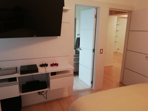 Imagen 22 de 30 de Sss: Vende Apartamento 23-21417 En La Boyera De 139 M2, Remodelado Y Amoblado