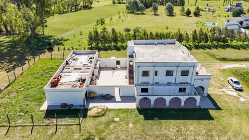 Venta De Casa En Barrio Estancia De La Macarena
