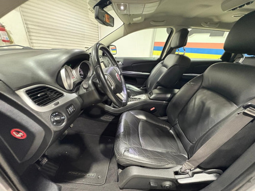 Fiat Freemont 2.4 PRECISION 16V GASOLINA 4P AUTOMÁTICO