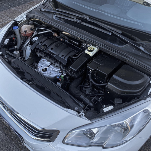 Peugeot 408 1.6 Active 115cv