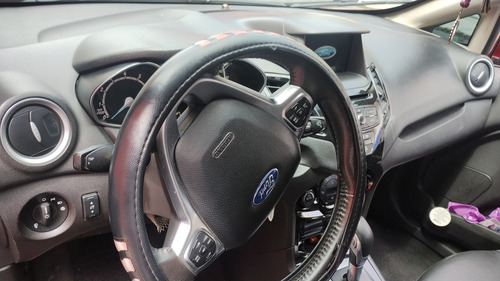 Ford Fiesta 1.6 Titanium T/a Mt