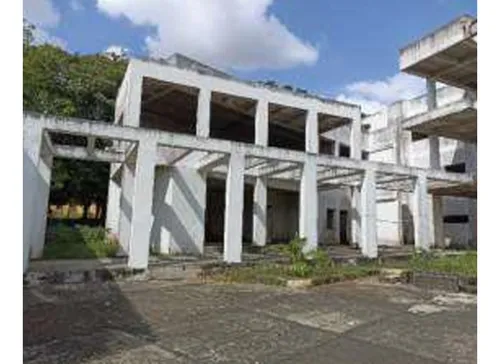 Se Vende Terreno Con Construcción Inconclusa, Sincelejo, Sucre