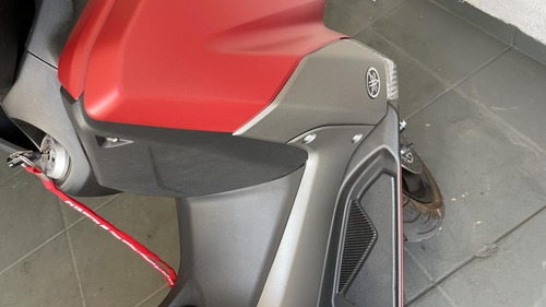 Imagem 1 de 9 de Yamaha N Max