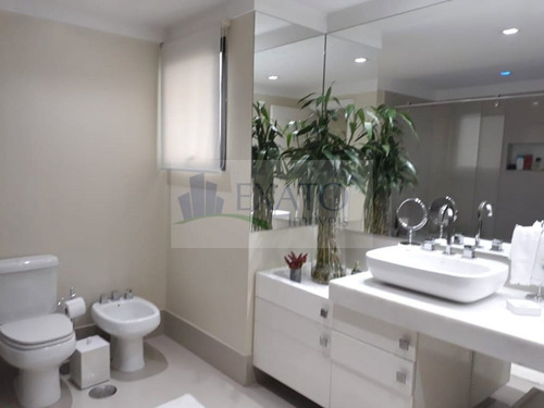 Imagem 14 de 15 de Lindo Apartamento, Totalmente Equipado E Mobiliado, 250m² De Área Útil, 3 Suítes, 4 Vagas. - Em50849