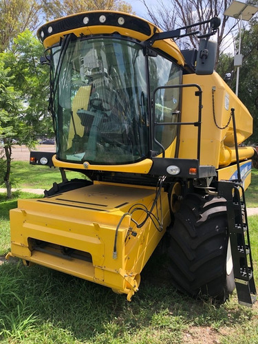 Imagen 1 de 15 de Trilladora Cosechadora New Holland Tc5.80 Nueva