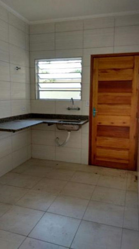 Imagem 4 de 14 de Ótima Casa Na Praia À 600 Metros Do Mar, No Cibratel, Em Itanhaém, Com 02 Dormitórios Sendo 01 Suíte E 01 Banheiro