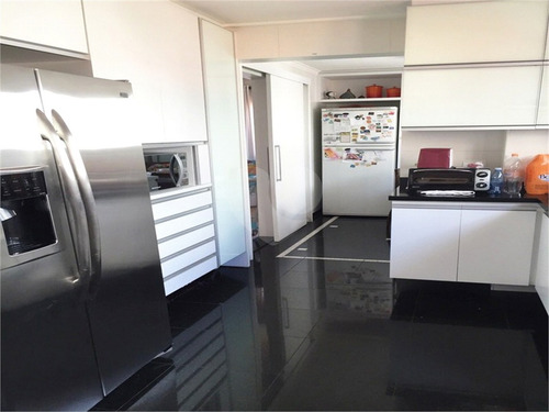 Imagem 25 de 30 de Apartamento 4 Dormitórios Reformado No Coração De Perdizes - Reo208729