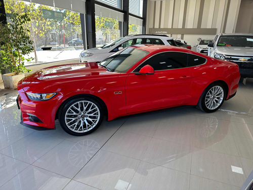 Ford Mustang 5.0 Gt 421cv