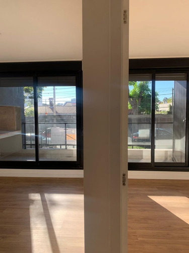 Imagen 2 de 14 de Venta 1 Dorm Con Parrillero En Verdi Plaza