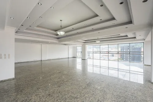 Edificio En Arriendo/venta En Chico Norte. Cod A1094082