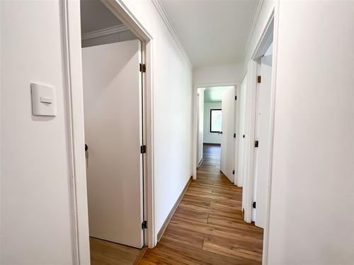 Casa En Venta De 4 Dorm. En Navidad