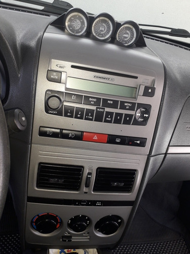 Fiat Idea 1.8 Adventure Locker Flex Dualogic 5p 2010