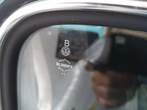 Kombi Antiga Volkswagen ( Curujinha )