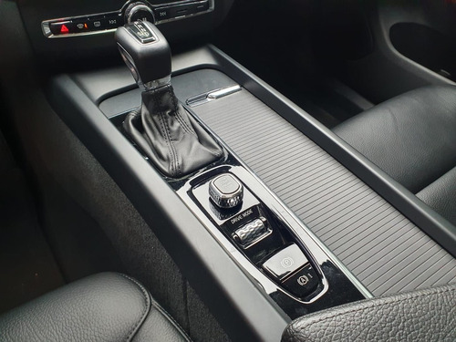Imagem 11 de 17 de Volvo Xc60 2.0 D5 Momentum Awd 2019
