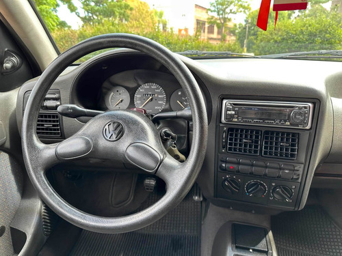 Imagen 13 de 17 de Volkswagen Gol 1995 1.6 Gli