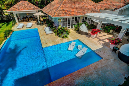 Villa Hermosa Con 5 Habitaciones En Punta Cana Wpv06