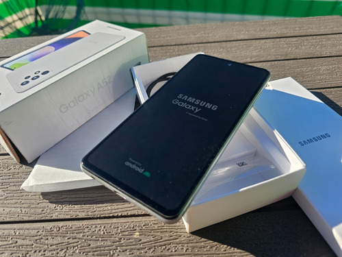 Samsung Galaxy A52 128gb, 6gb Ram Oled 90hz Blanco Impecable Blanco
