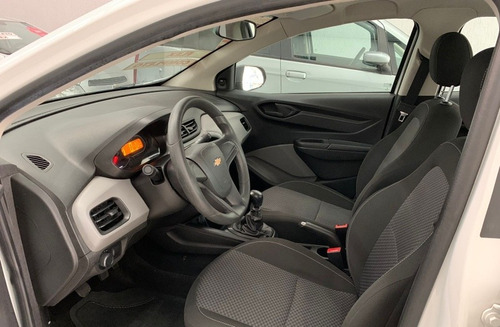 Imagem 8 de 14 de Chevrolet Onix 2019 1.0 Joy 5p