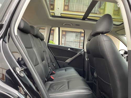 Volkswagen Tiguan 2.0t F.e. 2010