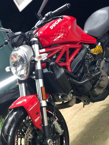 Ducati Monster 821