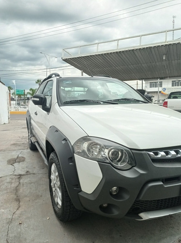 Imagen 2 de 10 de Ram 700 1.6 Club Cab Adventure Mt 2016