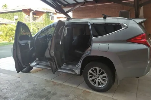 Montero Mitsubishi Sport 3.0 Gasolina 4x2 Modelo 2020 Único