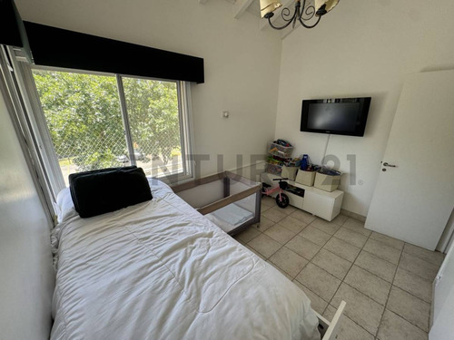 Venta Departamento 3 Ambientes Con Cochera En Village Hacoaj, Club De Campo Hacoaj