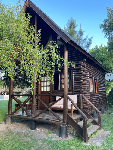 Cabaña Acogedora Con Parrilla Y Gran Parque