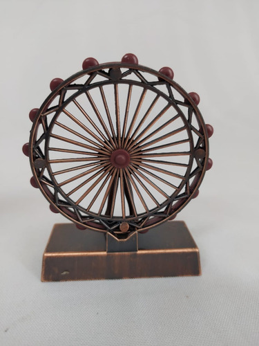 Apontador Metal Miniatura Colecionável Globo Terrestre