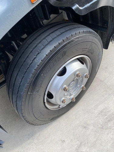 Mb Accelo 1016 2014 6x2 Truck Bau Bebidas 710 915 8160 815
