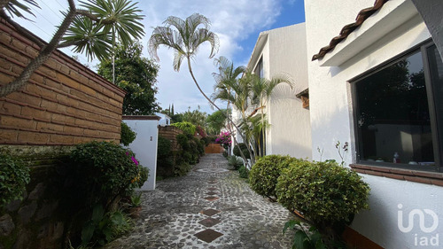 Venta Casa 3 Ambientes Lomas De Atzingo